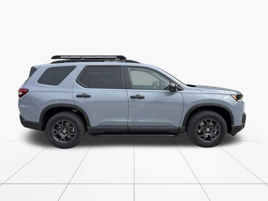 New 2026 Honda Pilot TrailSport image 9