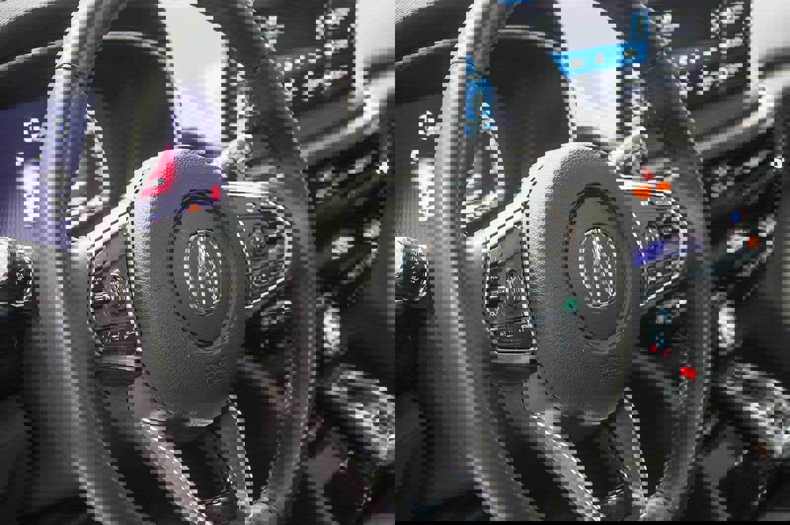 Used 2025 Acura MDX SH-AWD image 21