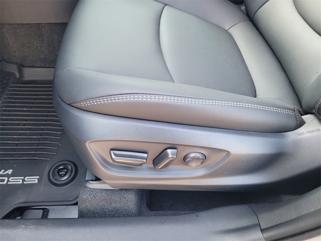 New 2026 Toyota Corolla Cross XLE image 12