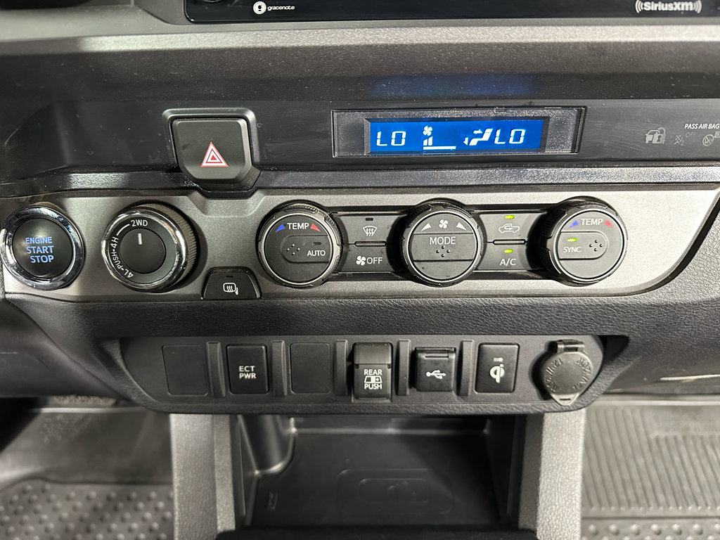 Used 2023 Toyota Tacoma TRD Off-Road image 9