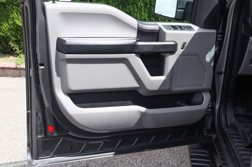 Used 2015 Ford F150 XL w/ Equipment Group 101A Mid RWD image 17