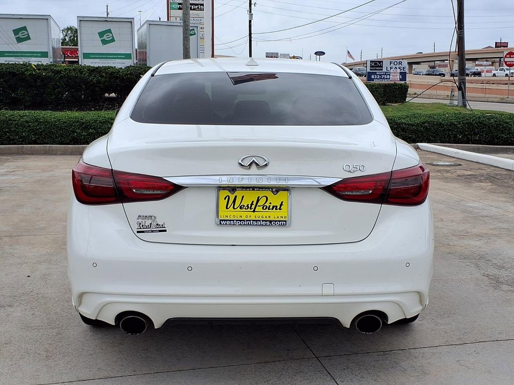 Used 2020 INFINITI Q50 Luxe w/ Essential Package (3.0T Luxe) AWD/4WD image 5