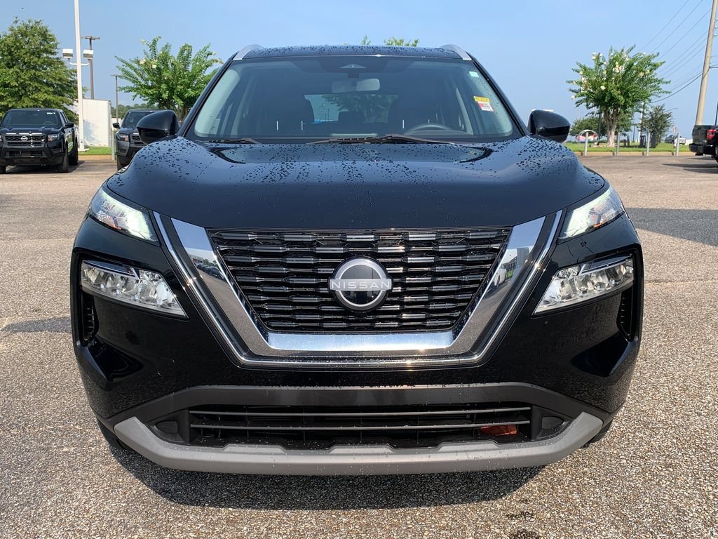 Used 2023 Nissan Rogue SV w/ SV Premium B Package FWD image 3