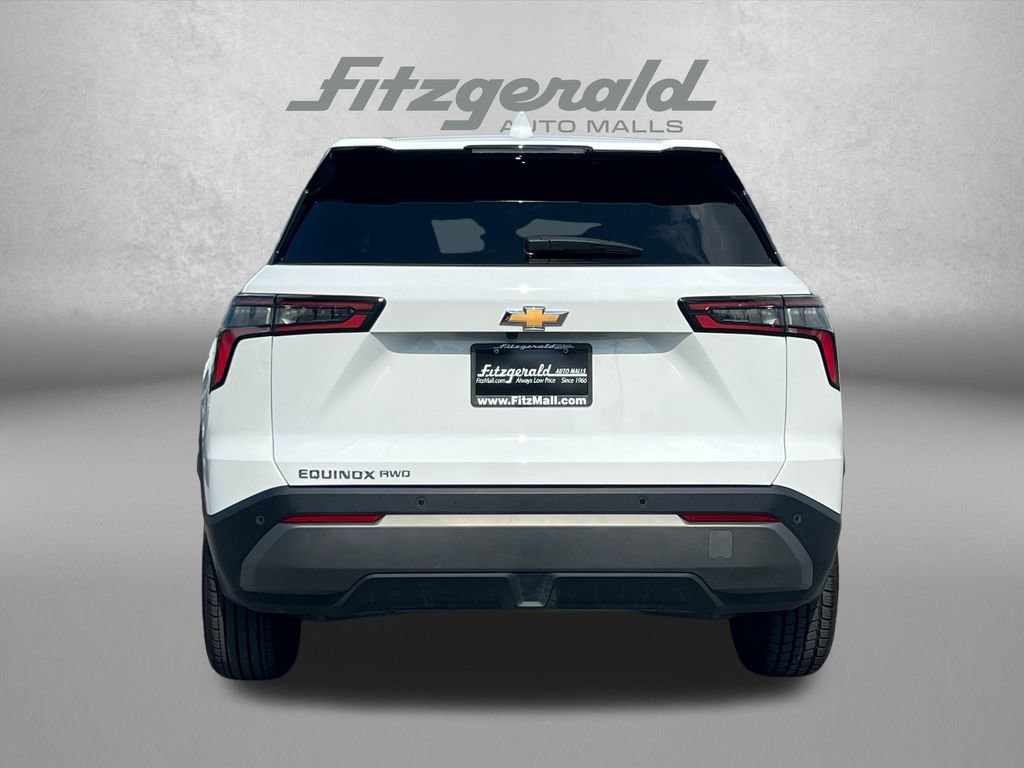 Used 2026 Chevrolet Equinox LT AWD/4WD image 7