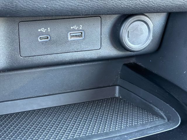 Certified 2023 Nissan Rogue SV FWD image 17