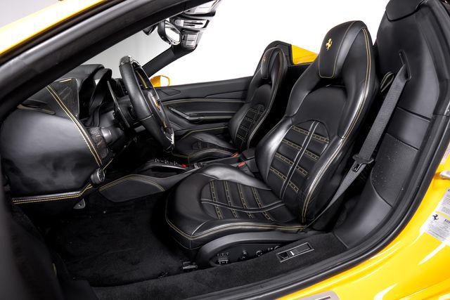 Used 2019 Ferrari 488 Spider RWD image 4