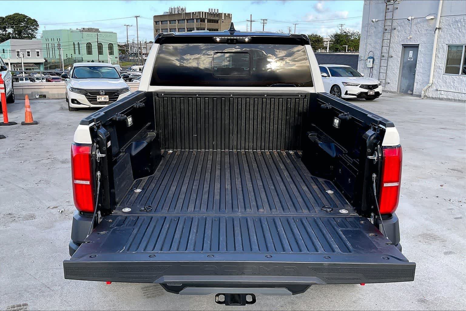 Used 2024 Toyota Tacoma 4x4 Double Cab Hybrid image 18