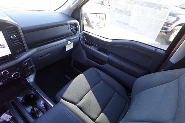 New 2025 Ford F150 XLT w/ Equipment Group 302A MID image 18