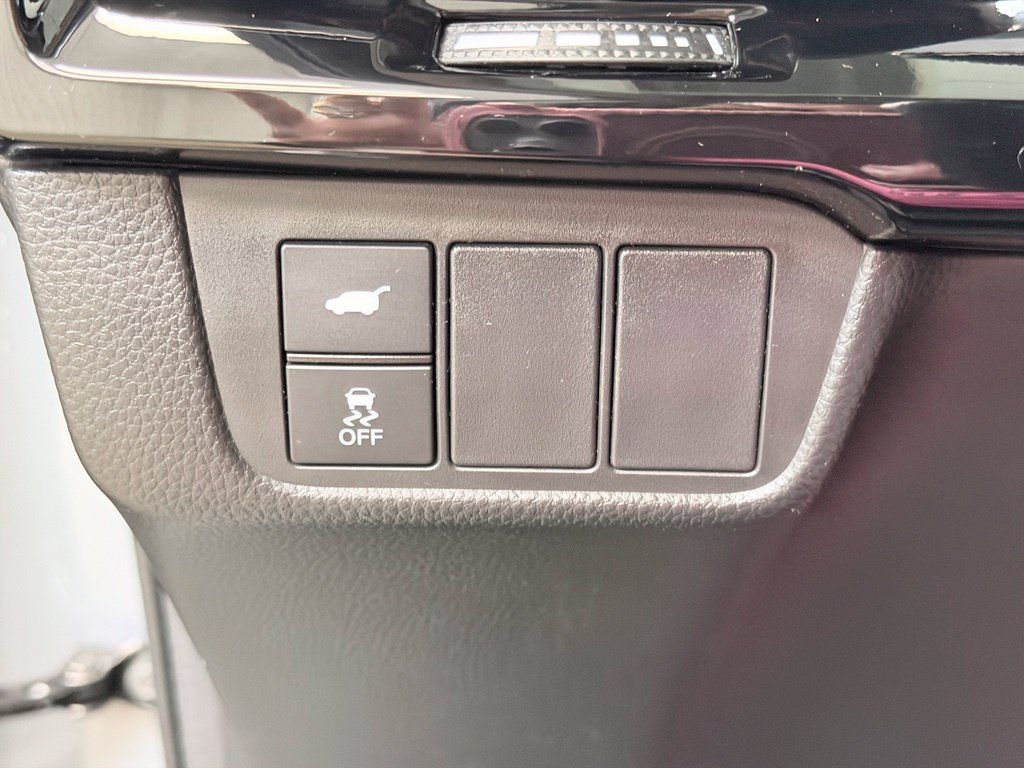 Used 2025 Honda CR-V EX-L image 40