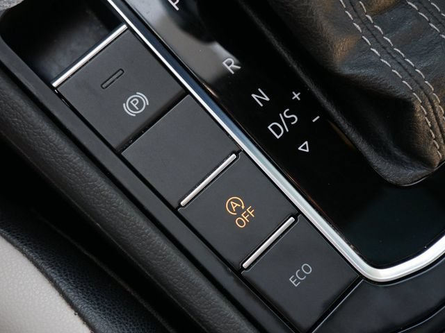 Used 2021 Volkswagen Jetta R-Line FWD image 23