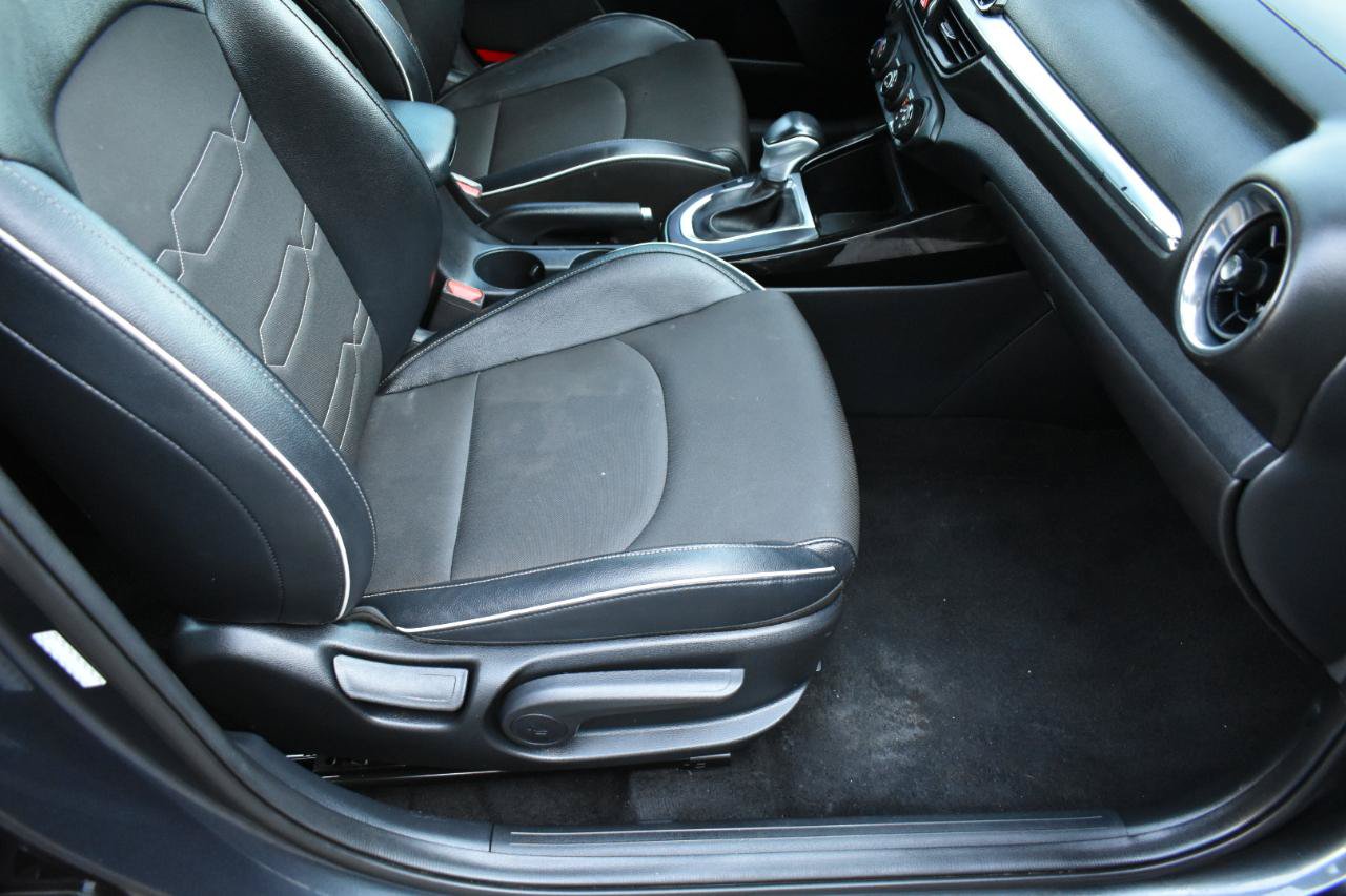 Used 2020 Kia Forte GT-Line FWD image 23