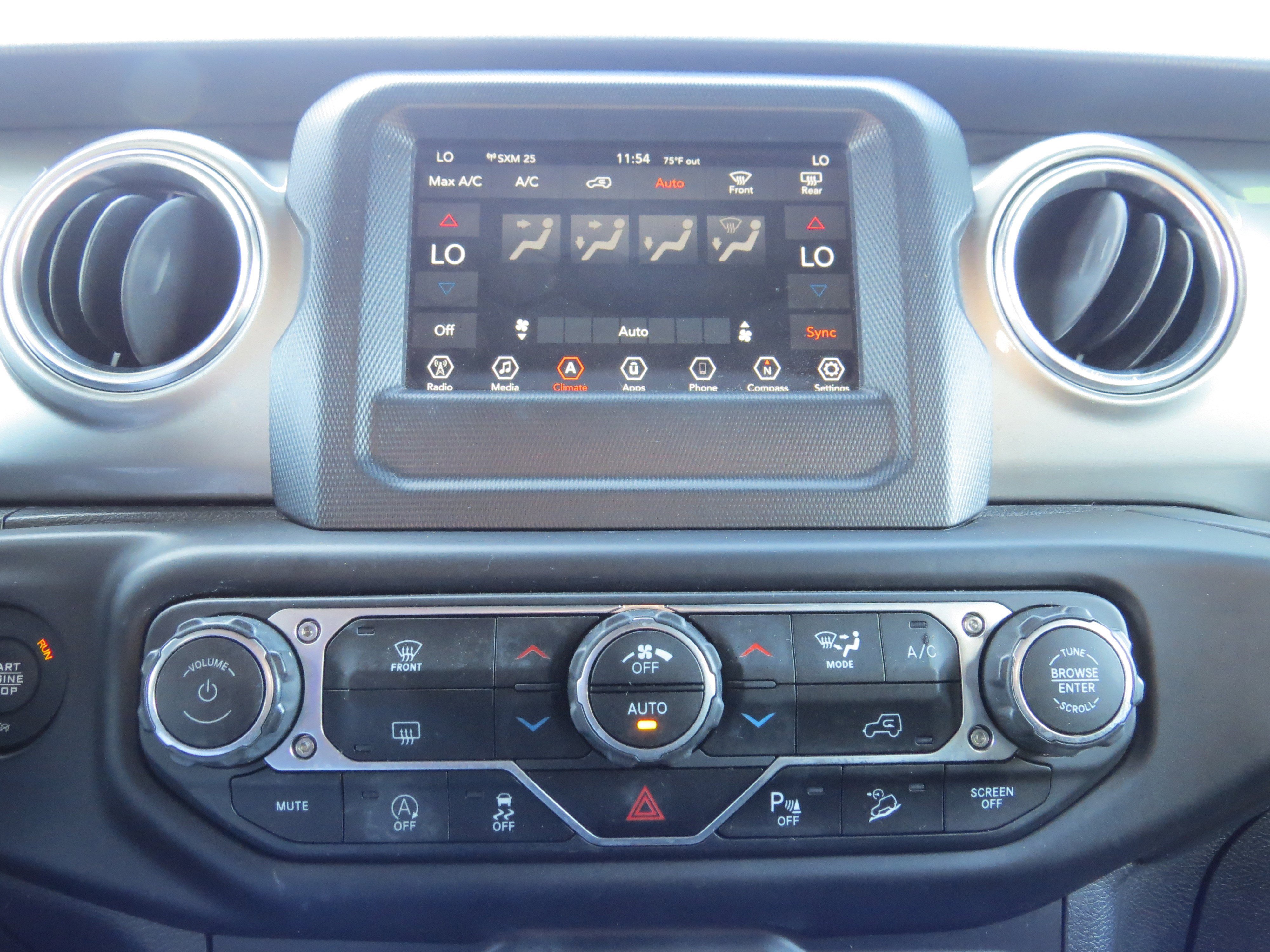 Used 2019 Jeep Wrangler Unlimited Sahara w/ Safety Group image 26