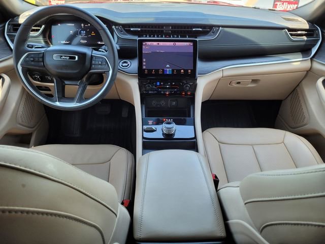 Used 2024 Jeep Grand Cherokee L Limited w/ Luxury Tech Group II AWD/4WD image 13