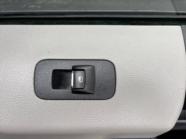 Used 2018 Ford F150 XL w/ Equipment Group 101A Mid AWD/4WD image 59