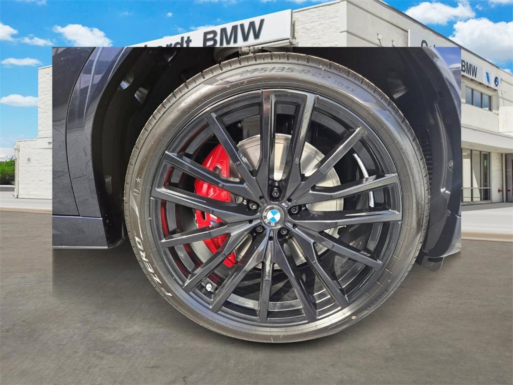 New 2026 BMW X6 M60i w/ Executive Package image 9