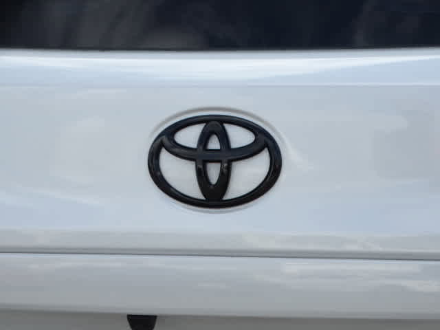 Used 2024 Toyota Corolla Cross Hybrid Nightshade Edition image 9
