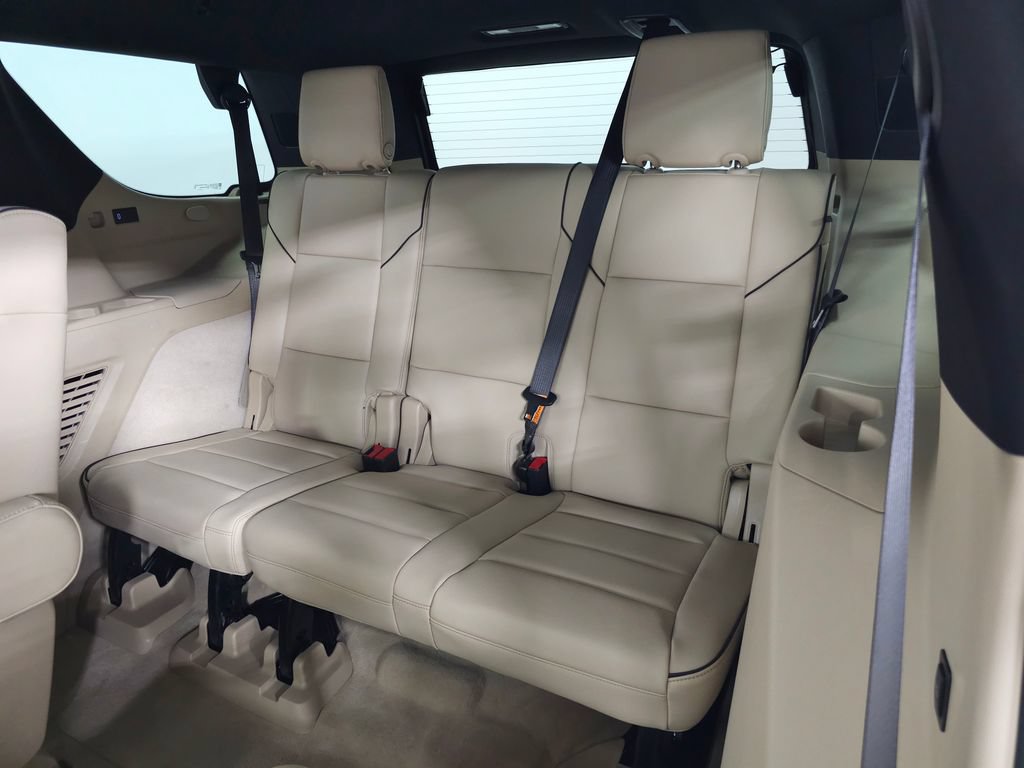 Used 2024 Cadillac Escalade Premium Luxury AWD/4WD image 42