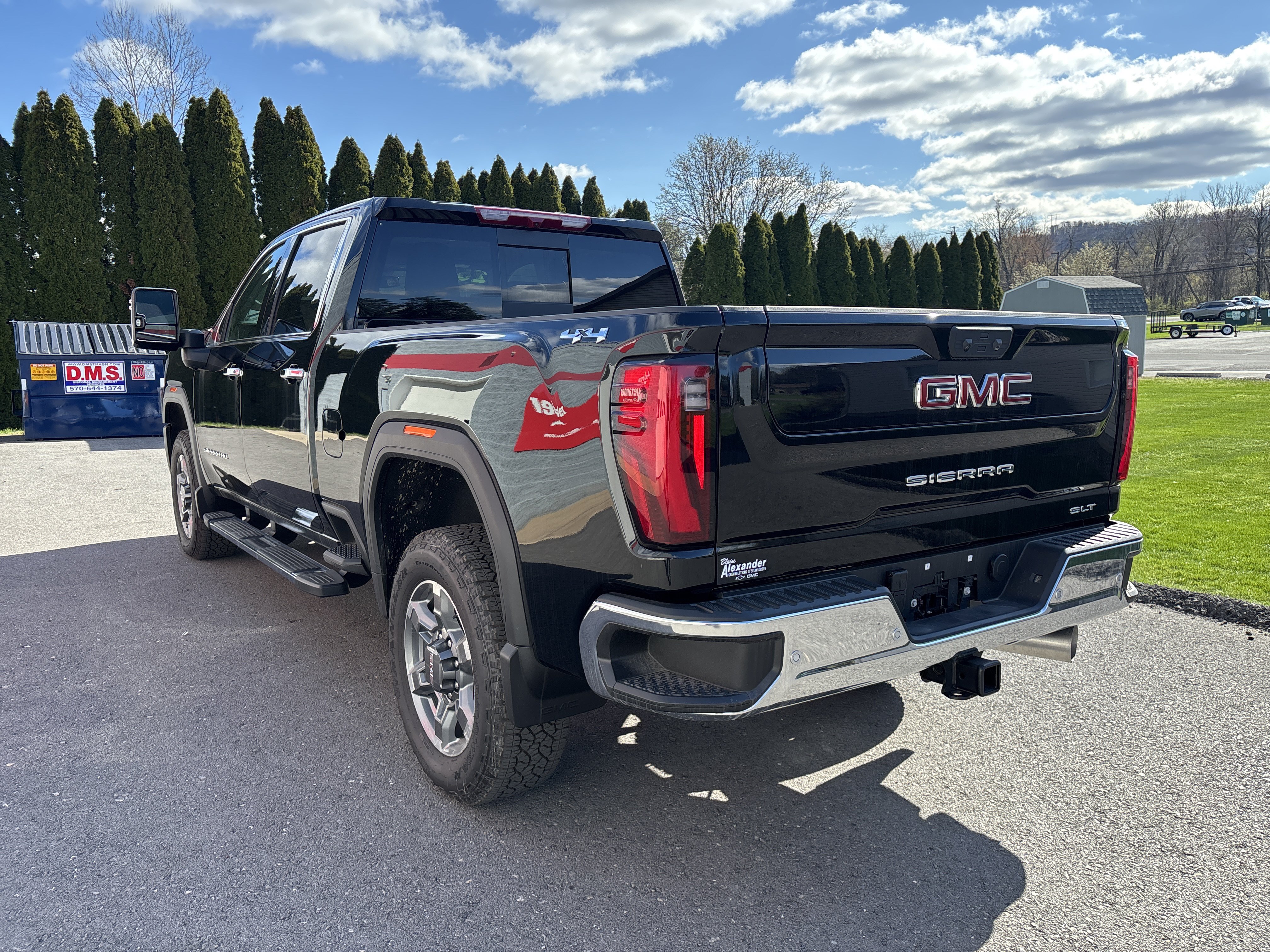 Used 2026 GMC Sierra 2500 SLT w/ SLT Convenience Package AWD/4WD image 5