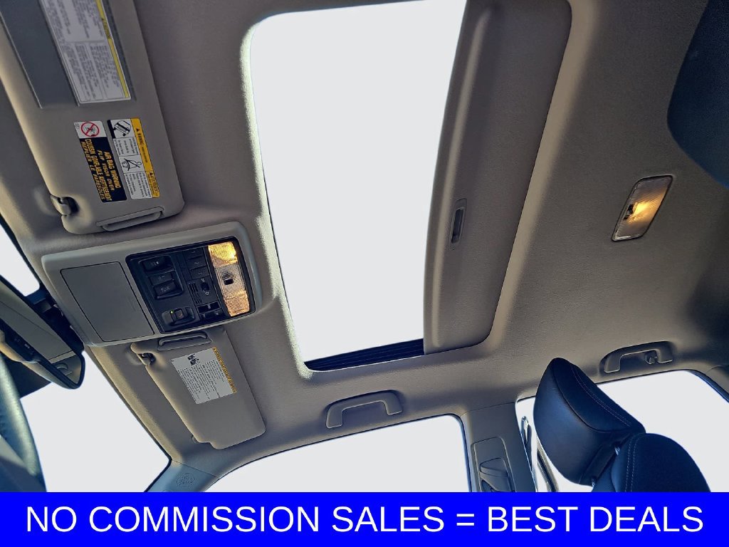 Used 2022 Toyota 4Runner Limited AWD/4WD image 29