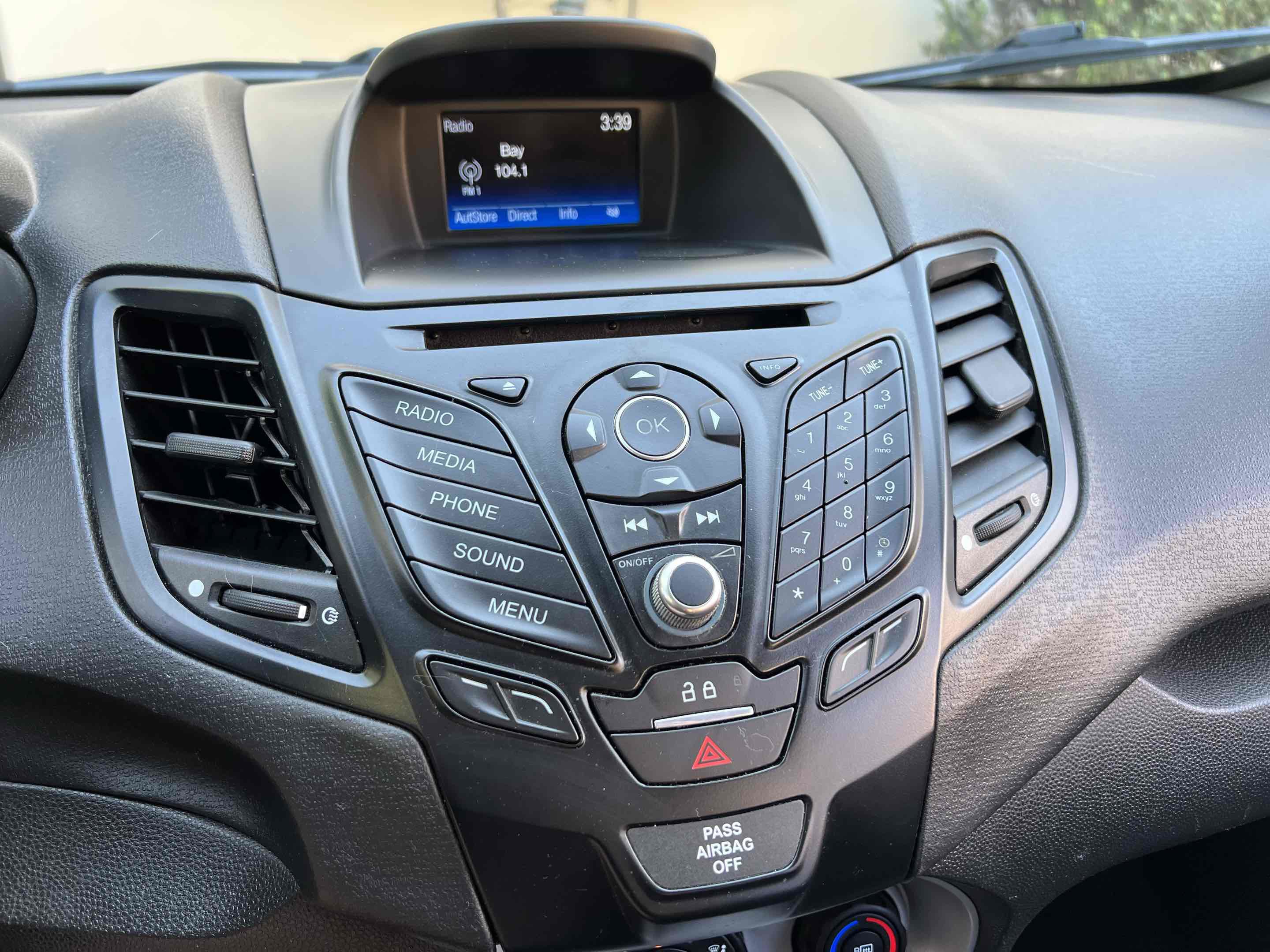 Used 2019 Ford Fiesta SE image 8