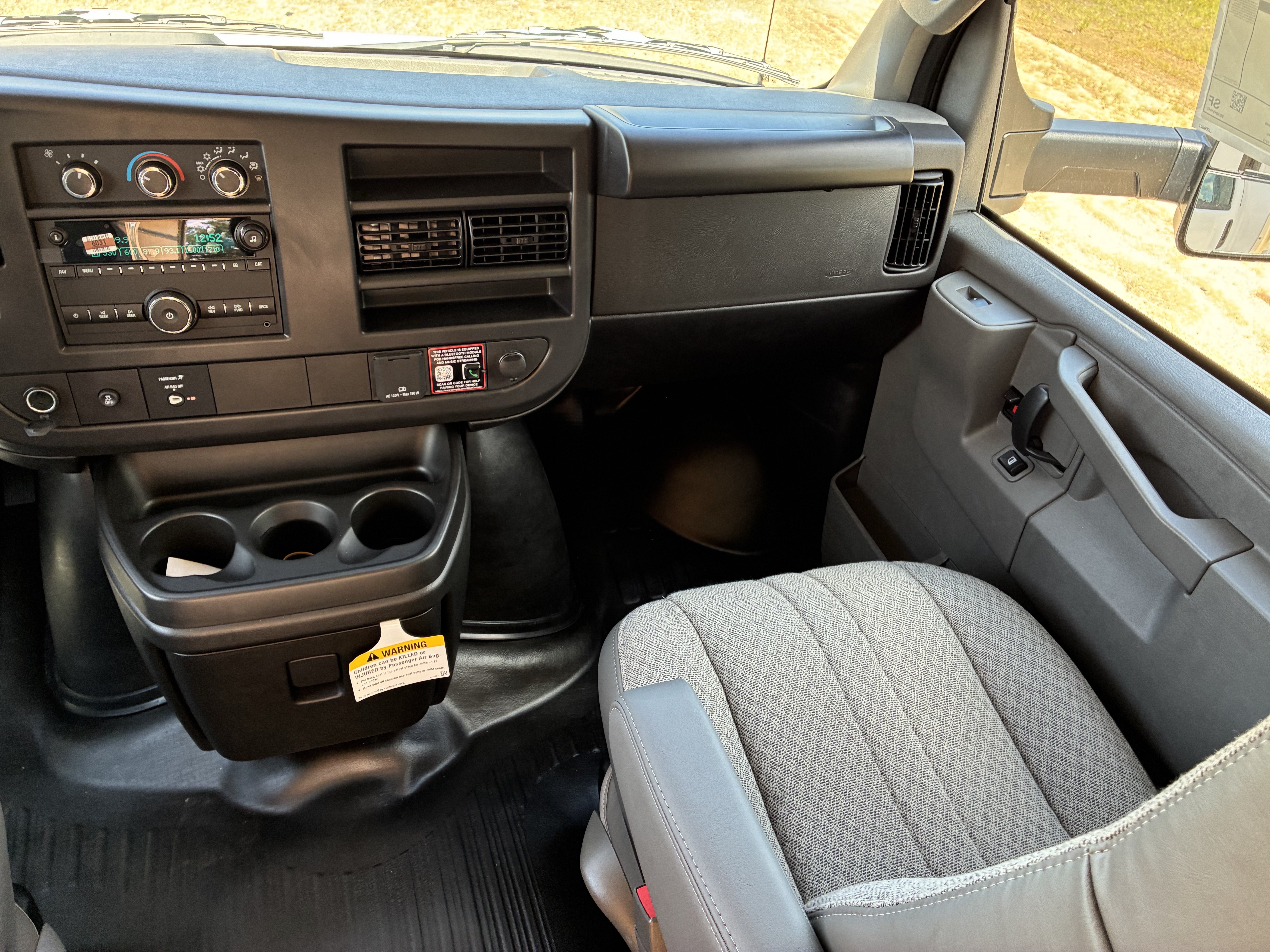 New 2026 Chevrolet Express 3500 w/ Power Convenience Package RWD image 17