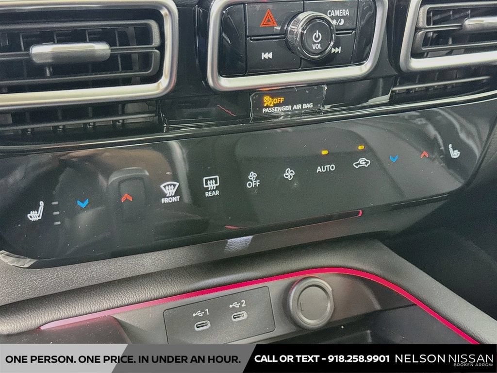 New 2026 Nissan Sentra SR w/ SR Premium Package FWD image 15