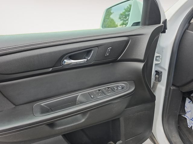 Used 2016 Chevrolet Traverse LT AWD/4WD image 10