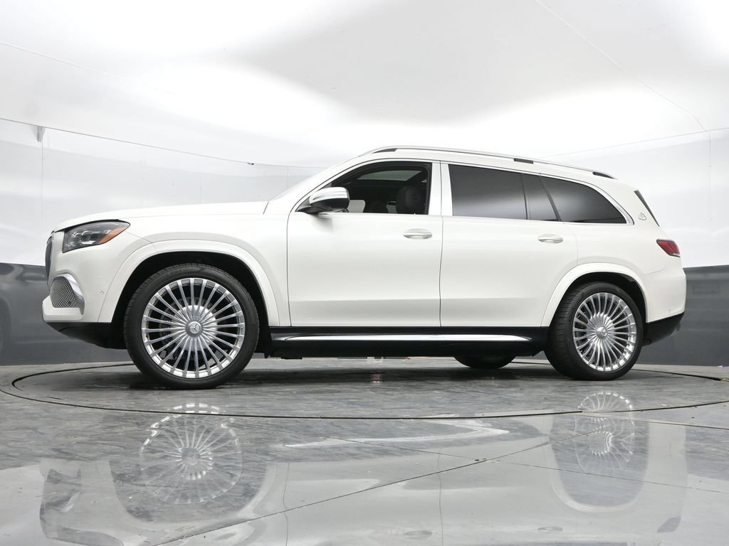 Used 2023 Mercedes-Benz Maybach GLS 600 4MATIC image 47