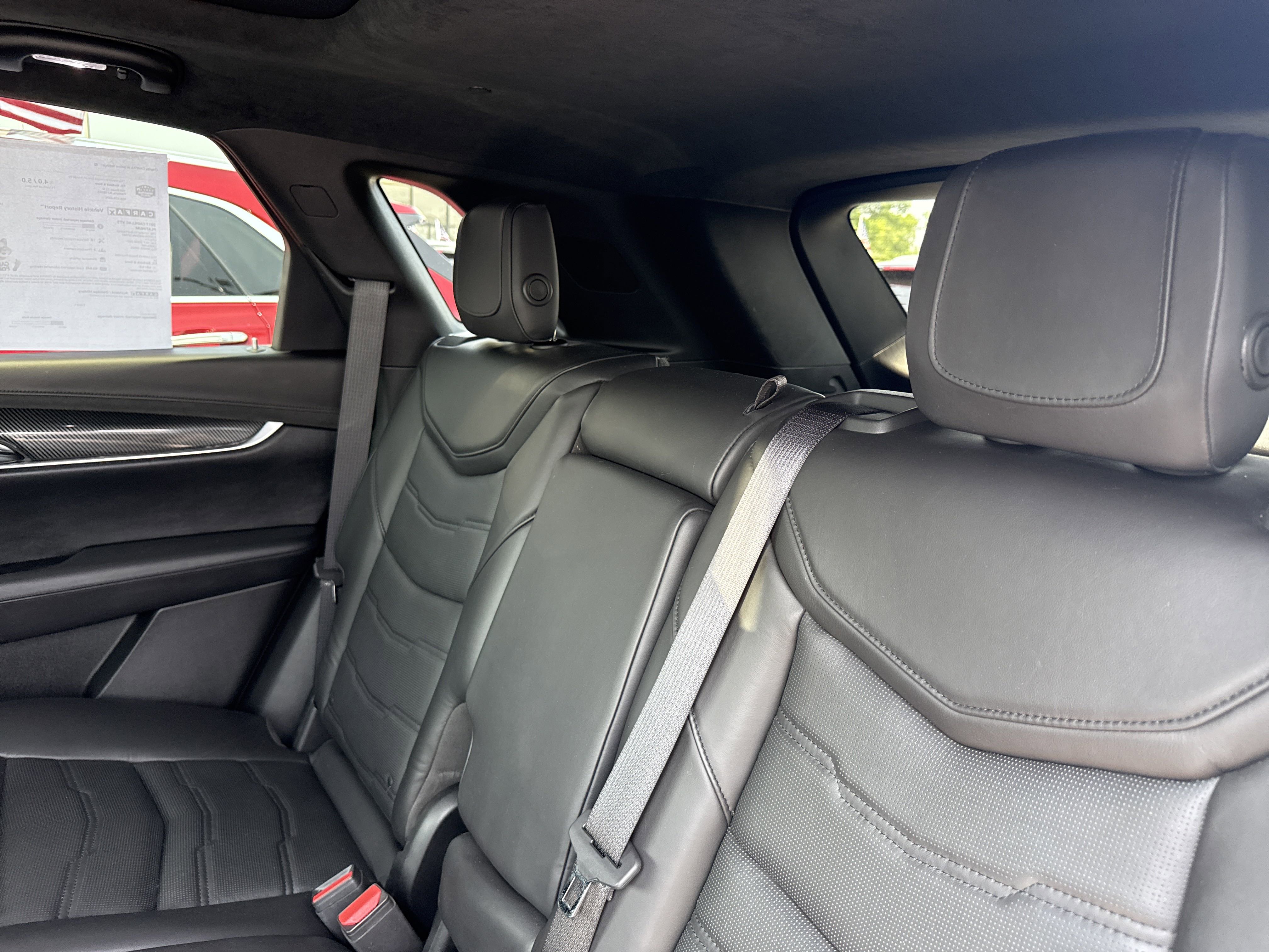 Used 2017 Cadillac XT5 Platinum w/ Driver Assist Package image 24