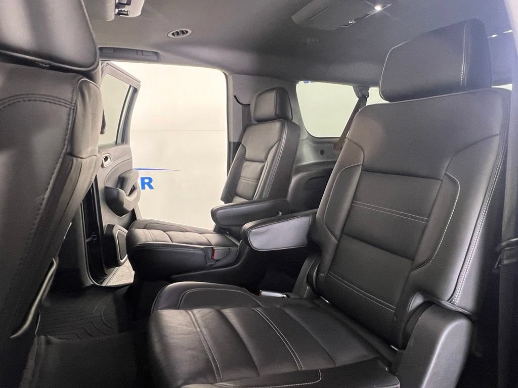 Used 2017 GMC Yukon XL Denali w/ Open Road Package AWD/4WD image 18