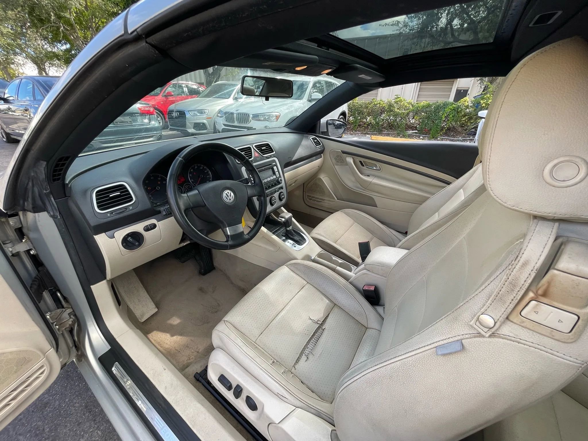 Used 2009 Volkswagen Eos Komfort image 25