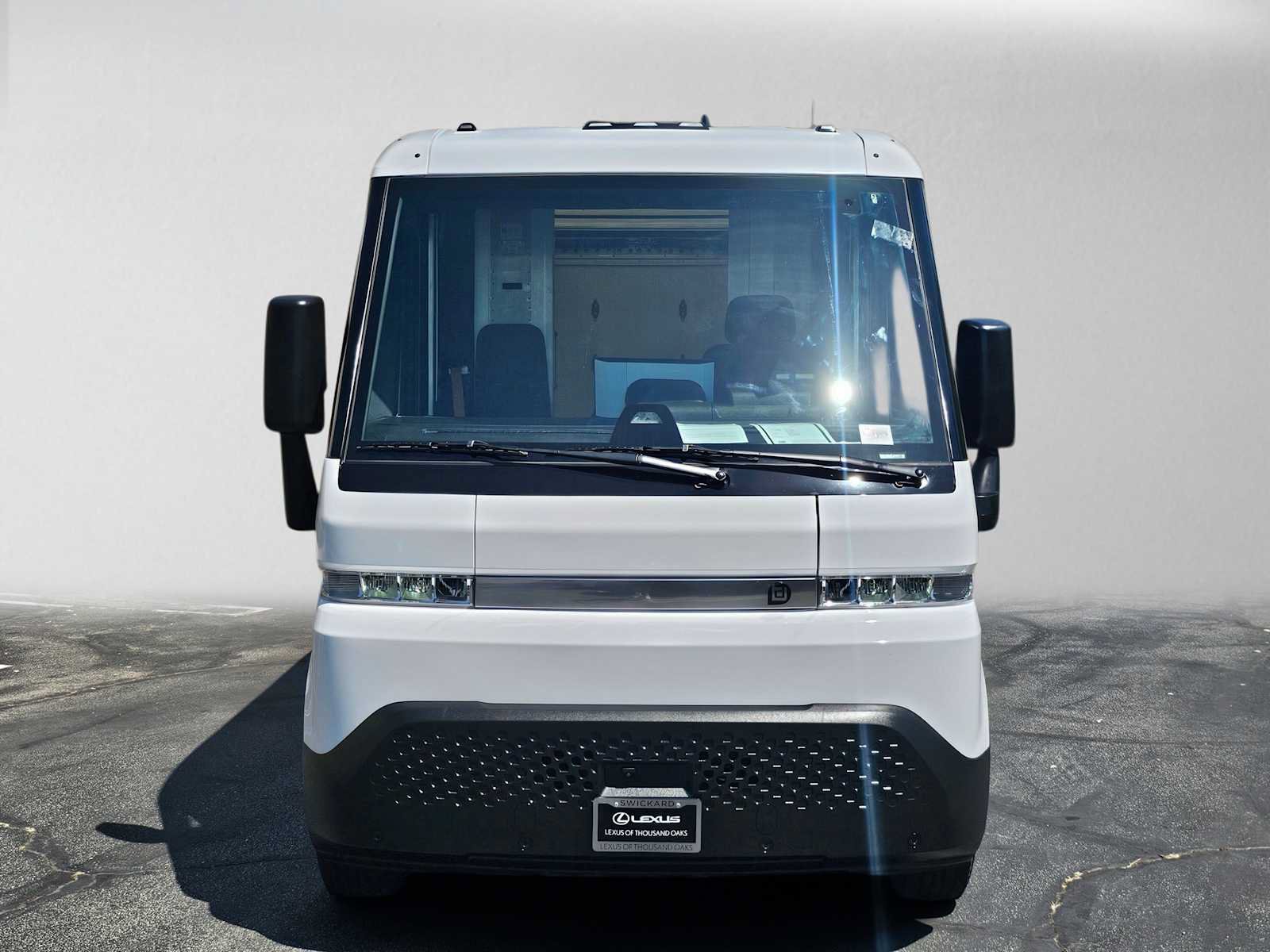 Used 2023 Chevrolet Brightdrop 600 w/ Active Safety Package 2 AWD/4WD image 8