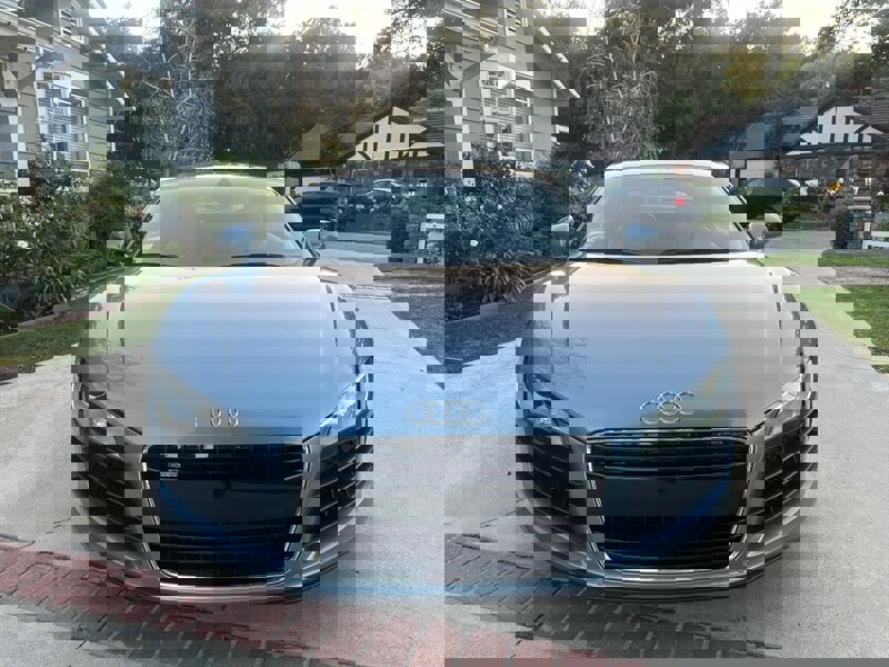 Used 2009 Audi R8 V8 w/ Enhanced Leather Pkg image 11