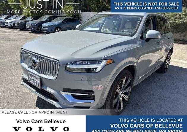 Used 2025 Volvo XC90 T8 Plus w/ Protection Package Premier AWD/4WD image 1