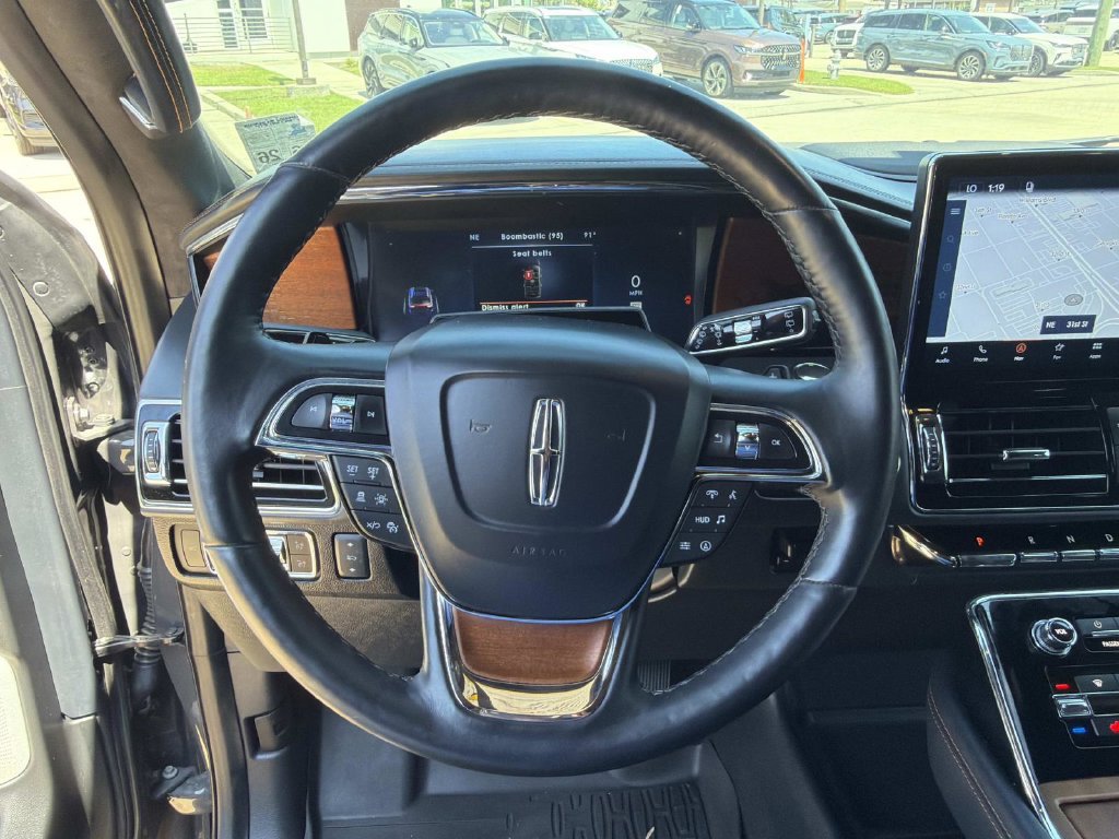 Certified 2024 Lincoln Navigator L Black Label AWD/4WD image 24