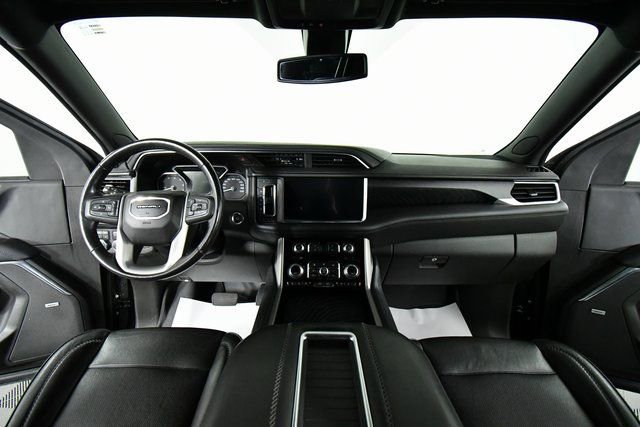 Used 2021 GMC Yukon XL Denali image 18
