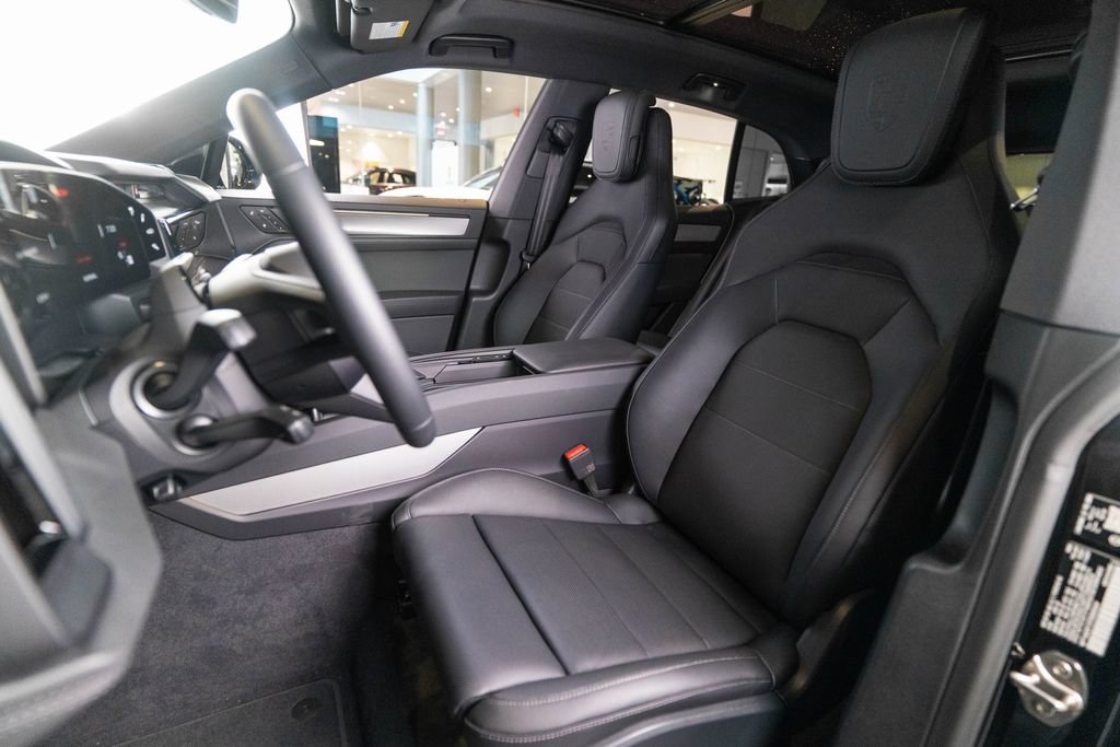 New 2026 Porsche Cayenne Electric AWD/4WD image 5
