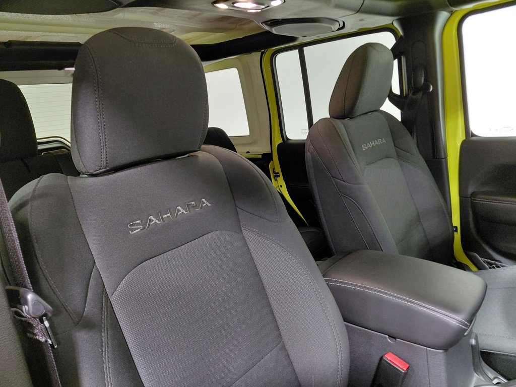 Used 2023 Jeep Wrangler Sahara w/ Cold Weather Group image 23