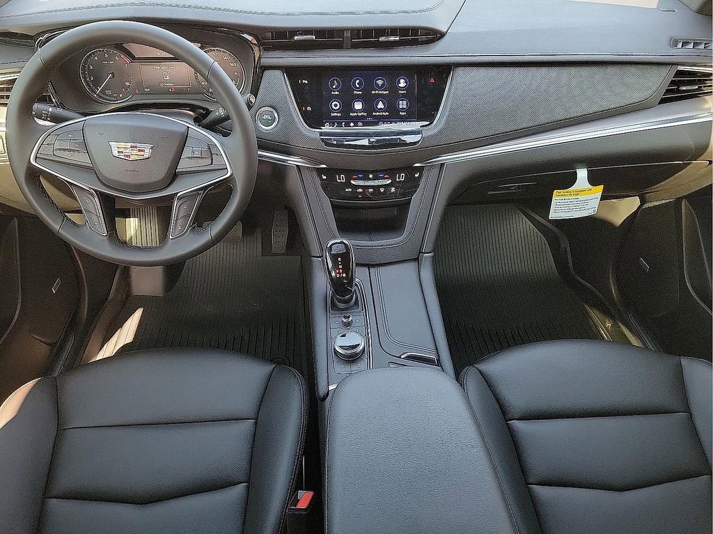 New 2025 Cadillac XT5 Luxury w/ LPO, Floor Liner Package FWD image 11