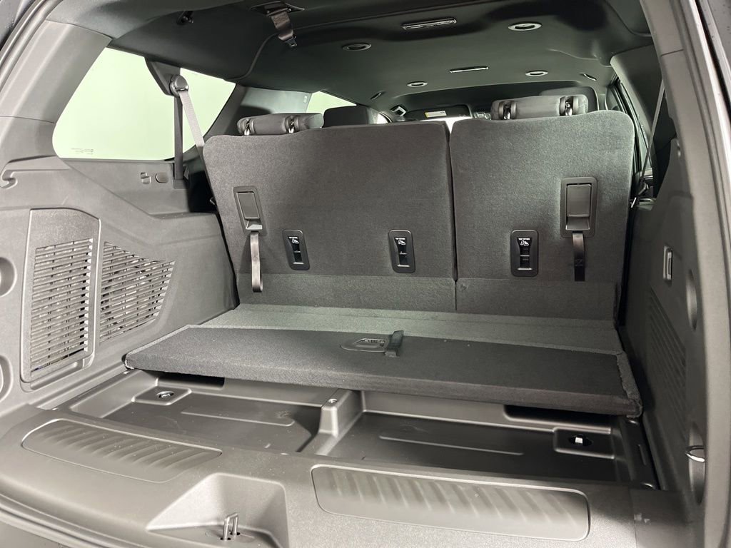 New 2026 Chevrolet Suburban LS image 20