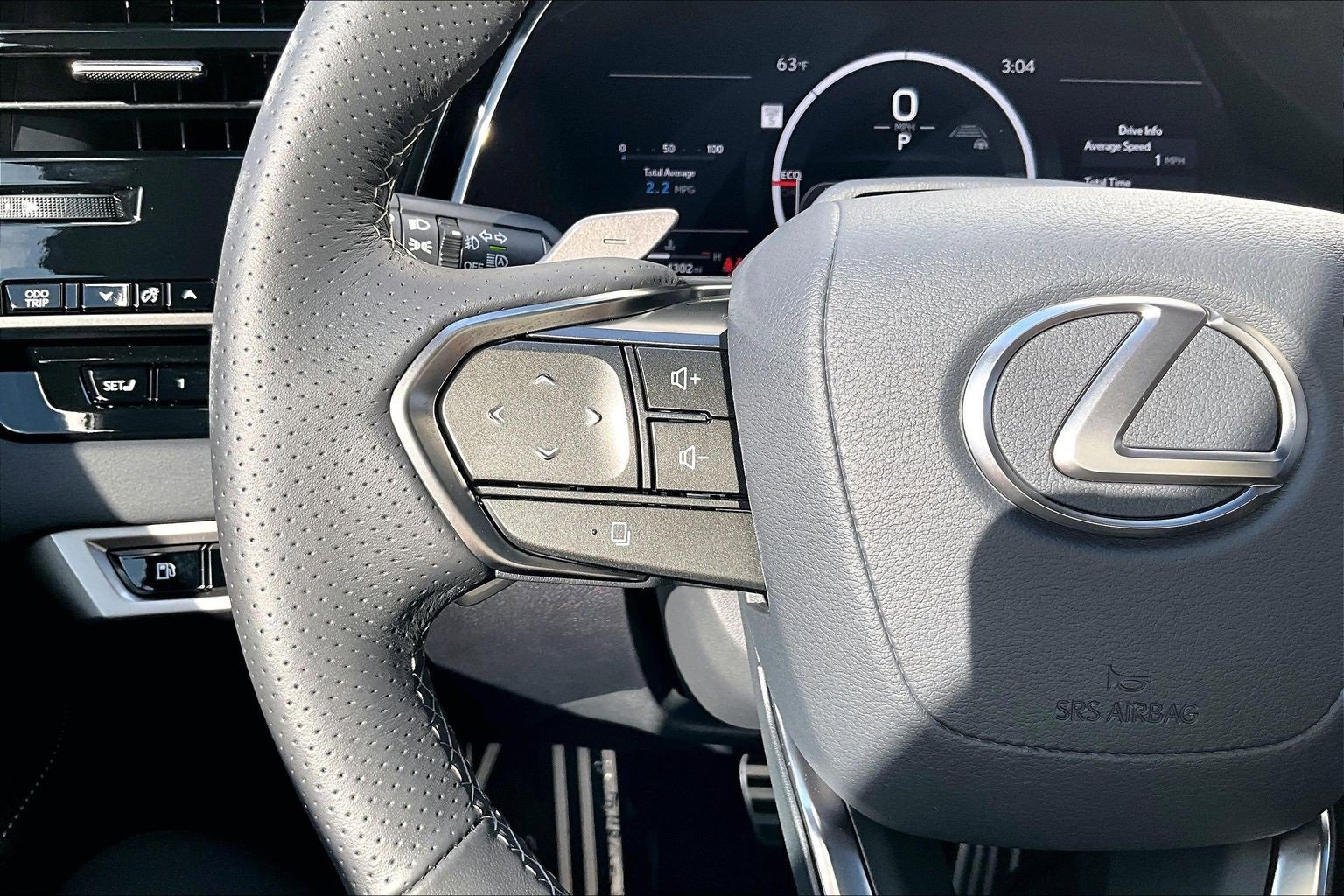 Used 2025 Lexus RX 500h F Sport w/ Convenience Package image 18