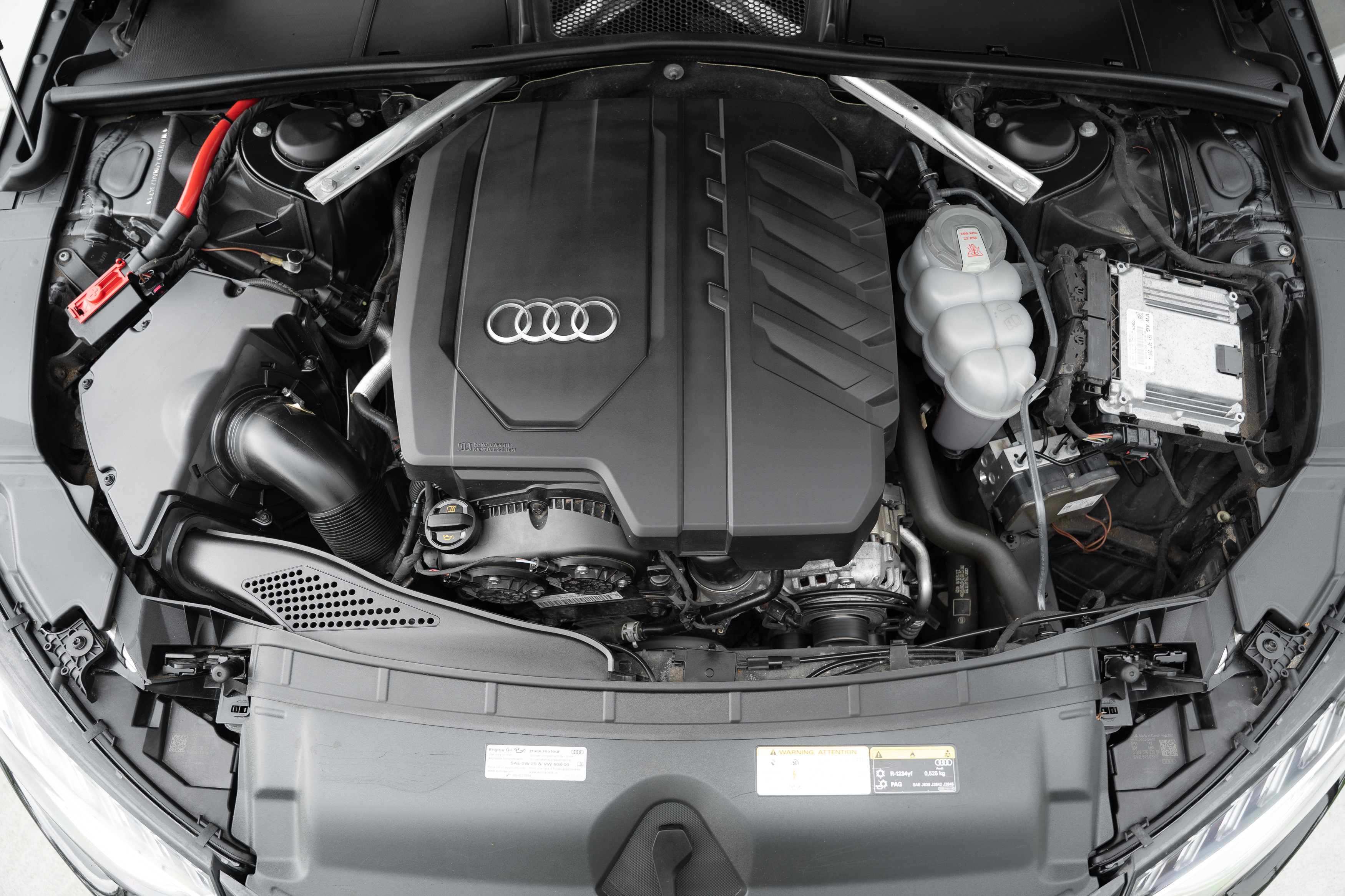 Used 2021 Audi A4 2.0T Premium Plus w/ Premium Plus Package AWD/4WD image 32