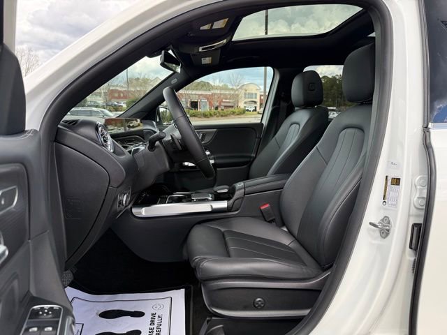 Used 2023 Mercedes-Benz GLB 250 image 13