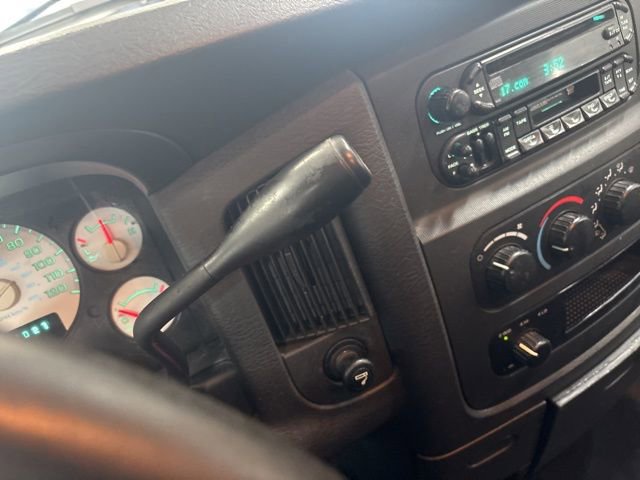 Used 2004 Dodge Ram 1500 Truck SLT w/ Quad Cab Value Group image 30