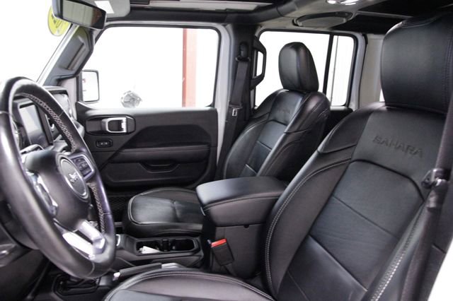 Used 2022 Jeep Wrangler Unlimited Sahara w/ Cold Weather Group image 6