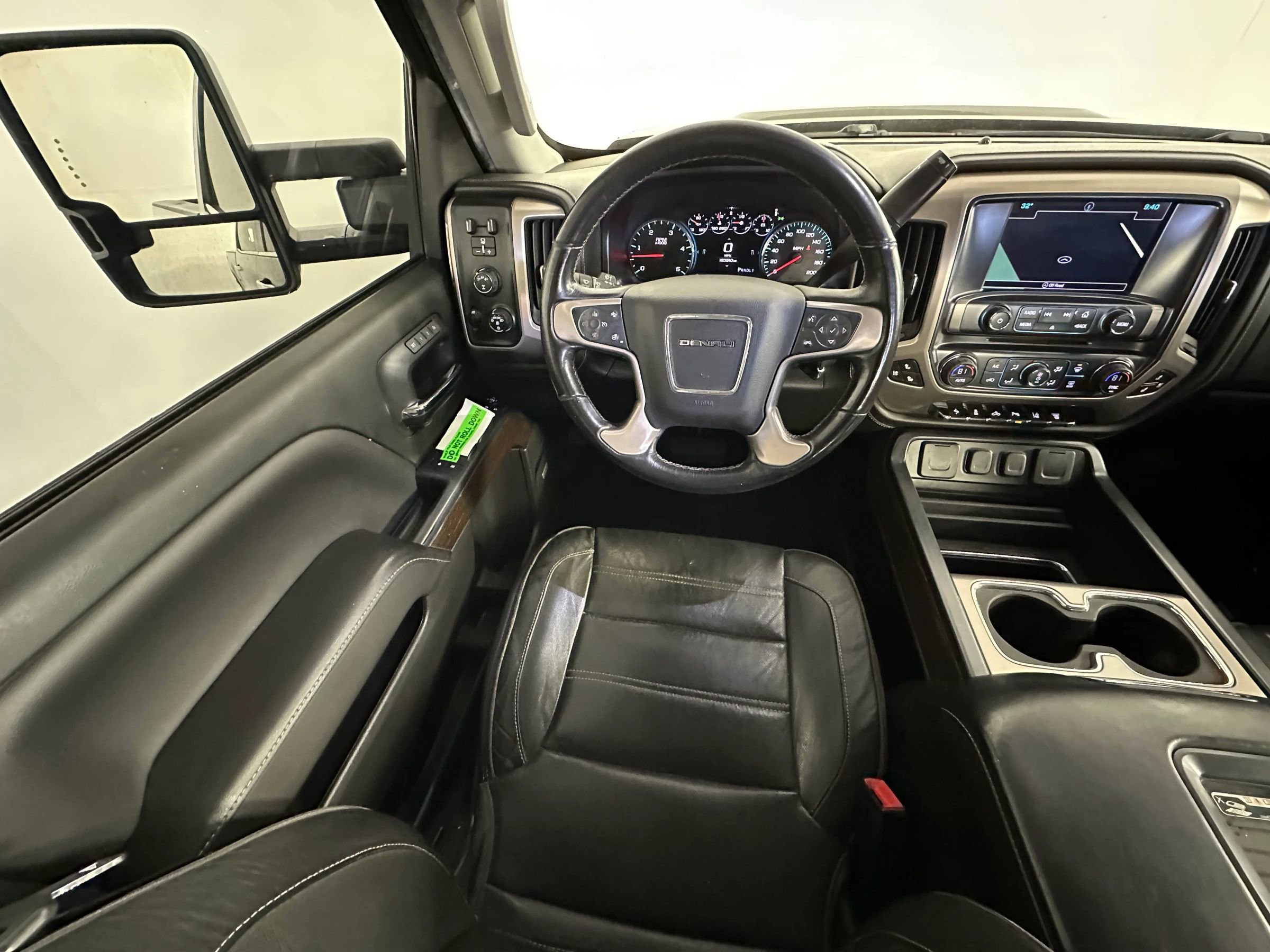 Used 2017 GMC Sierra 3500 Denali image 35