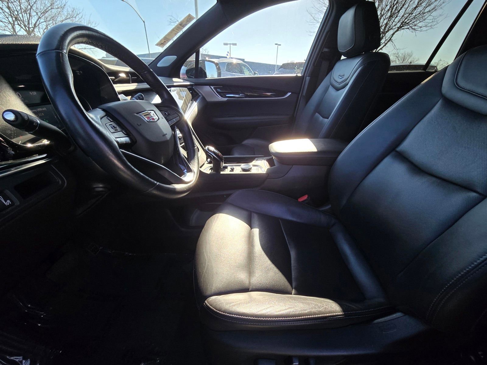 Used 2024 Cadillac XT6 Premium Luxury image 14