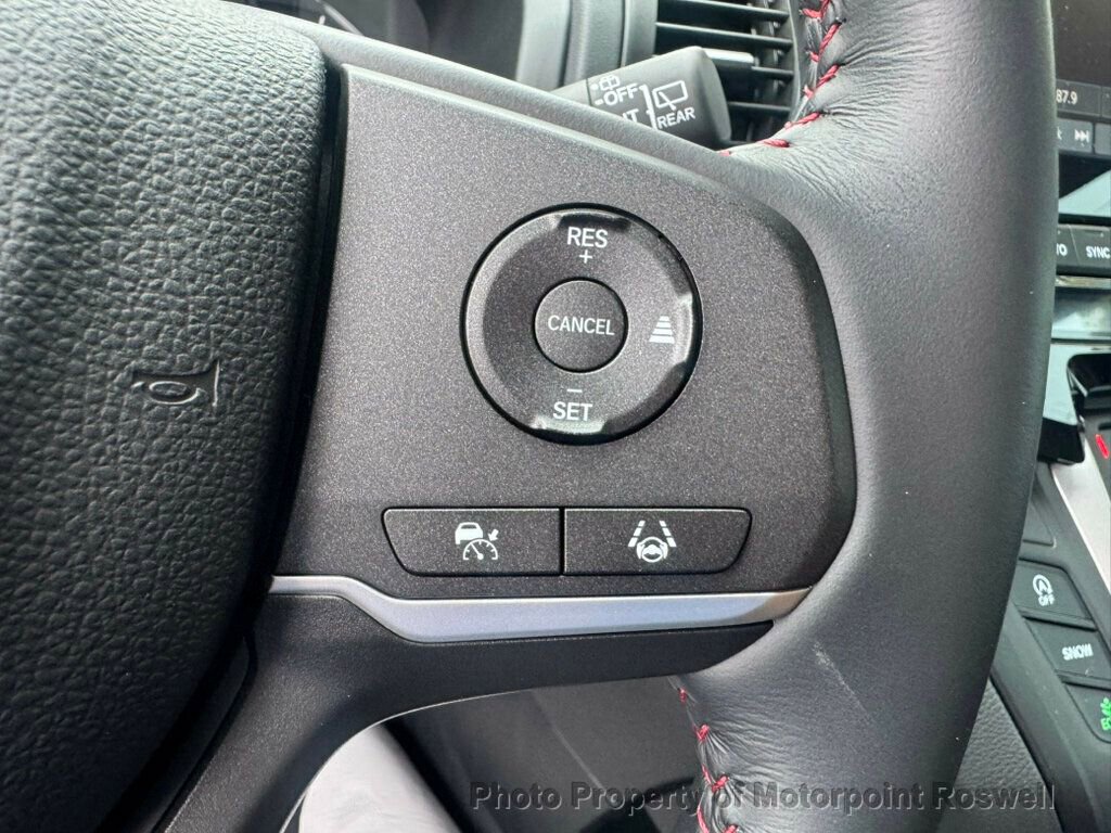 Used 2024 Honda Odyssey Sport image 16