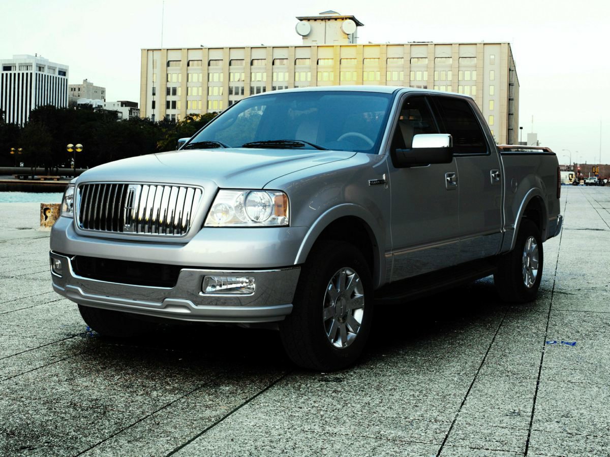 Used 2008 Lincoln Mark LT 4x4 image 1