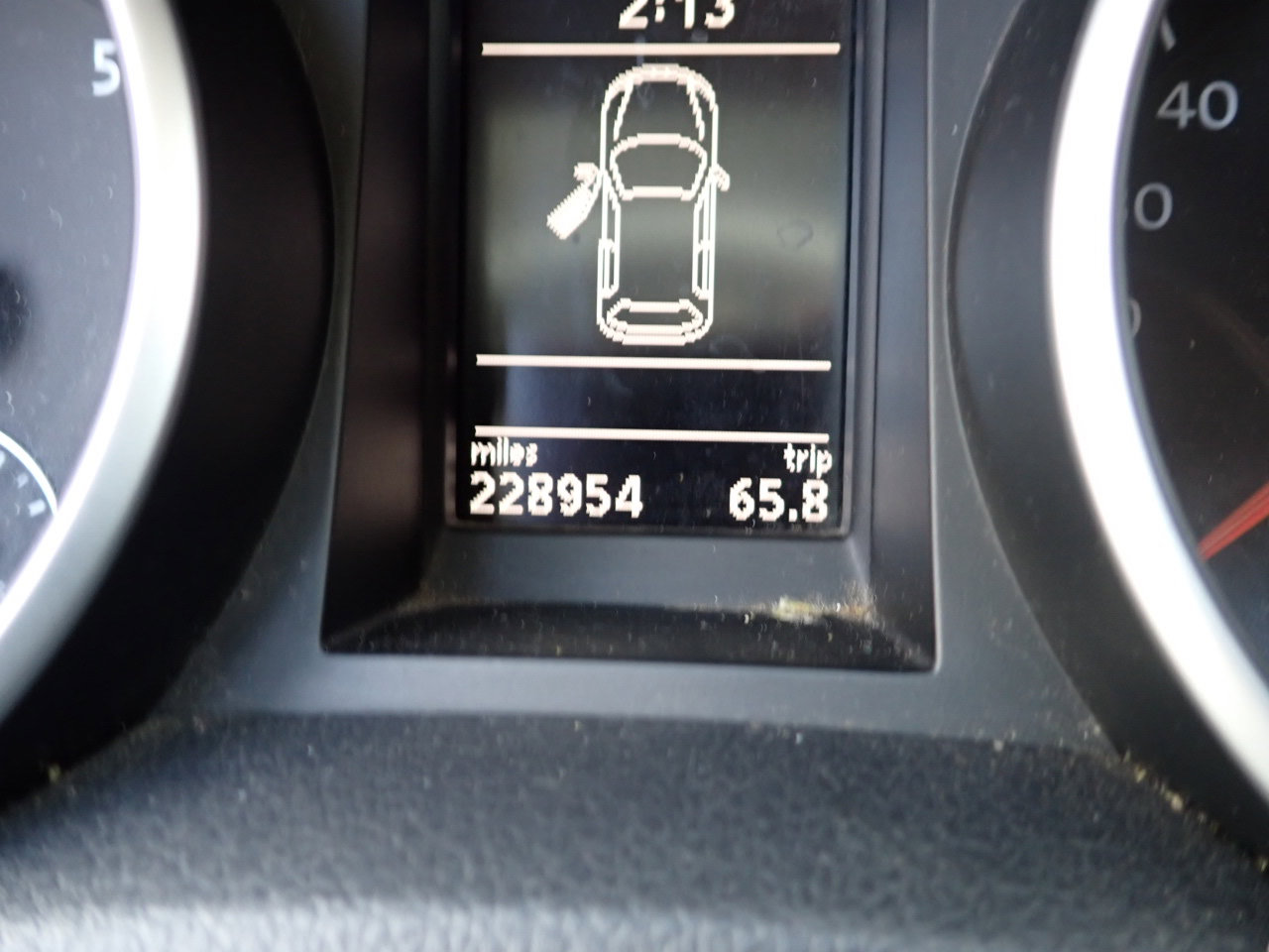 Used 2012 Volkswagen Golf 2.5L Conv & Sunroof 4 Door PZE image 33